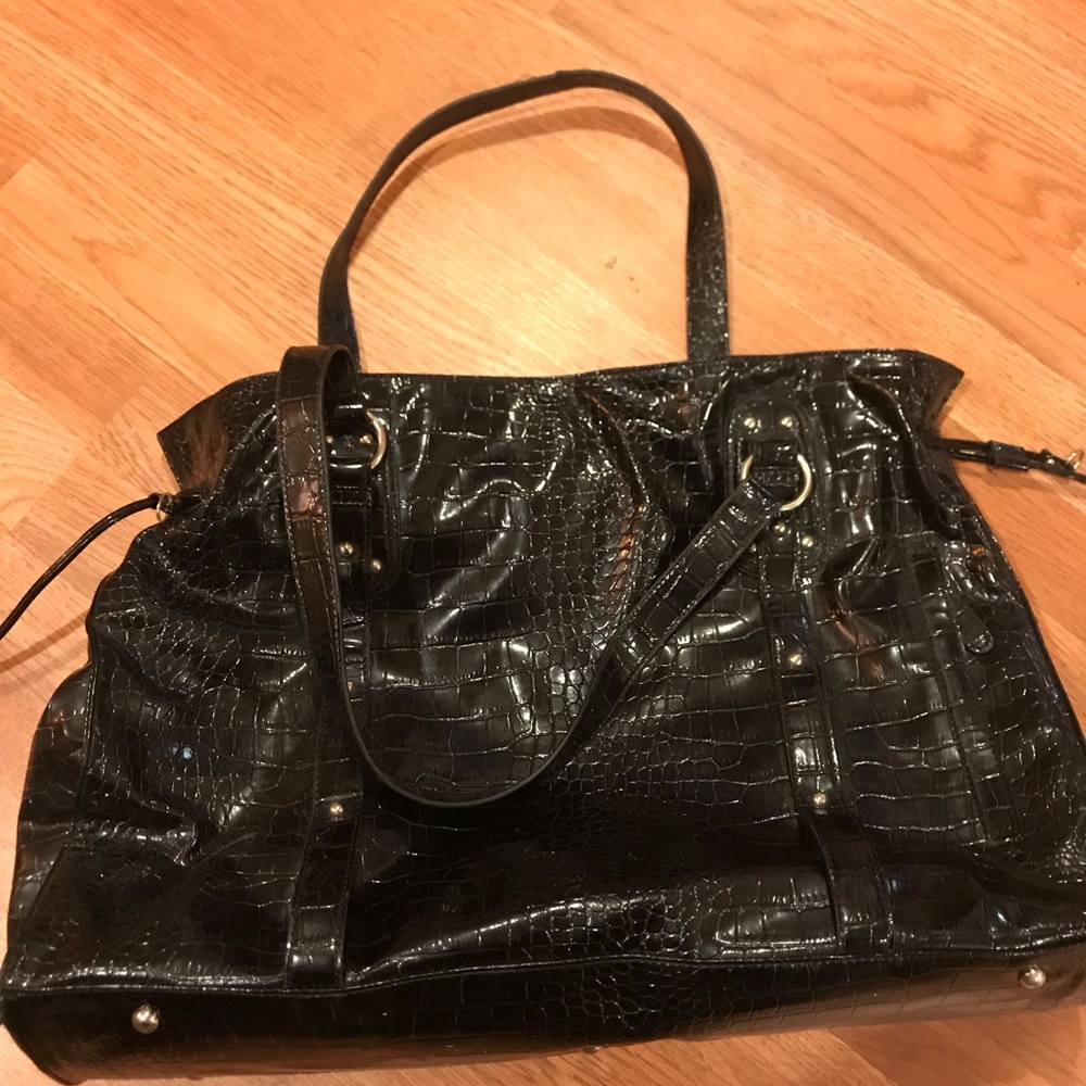 Black river drawstring tote bag